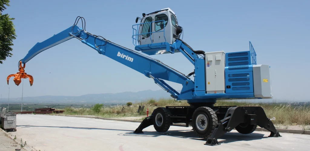 hybrid material handler crane | hybrid mobile material handler 2 hybrid material handler crane | birim recycling | hybrid mobile material handler | 1